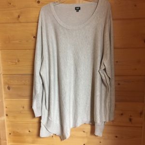 Womens sweater sweatshirt 3X rayon blend shark hem